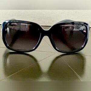 Fendi sunglasses- Black